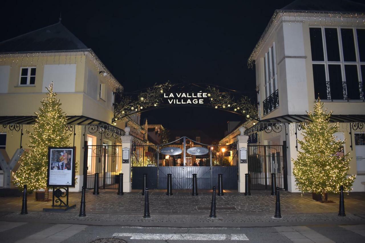 Duplex à 1 kilomètre de Disneyland Paris Montévrain Exterior foto