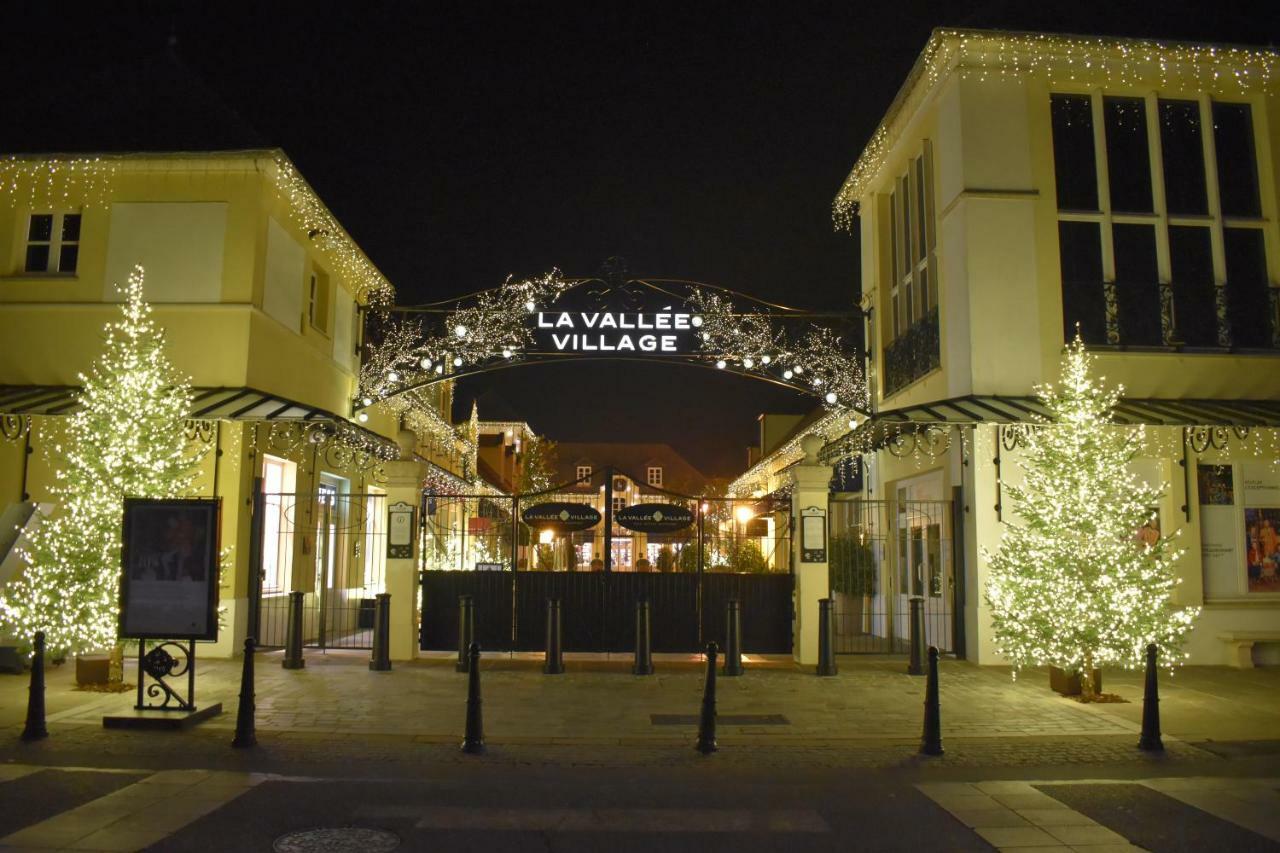 Duplex à 1 kilomètre de Disneyland Paris Montévrain Exterior foto
